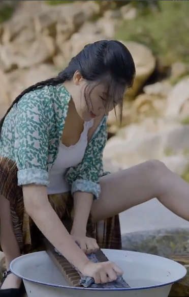 乡间幸福往事封面图