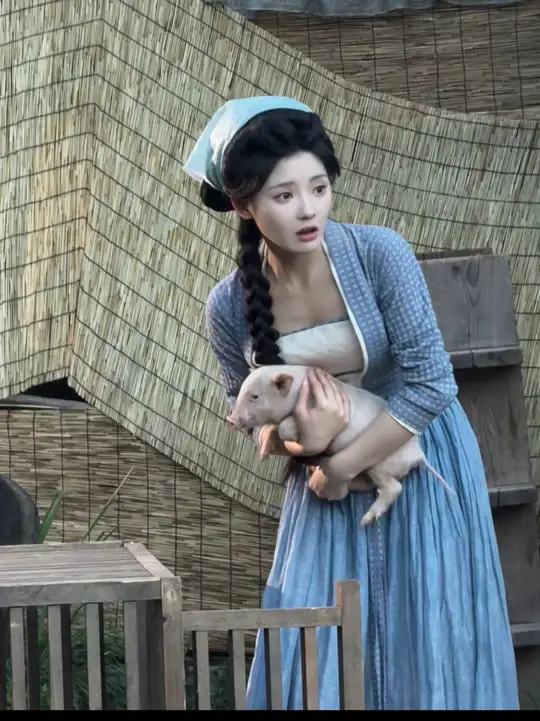 荒年别怕娘有空间满仓肉封面图