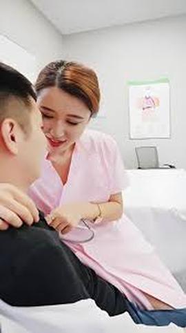 职路红颜封面图