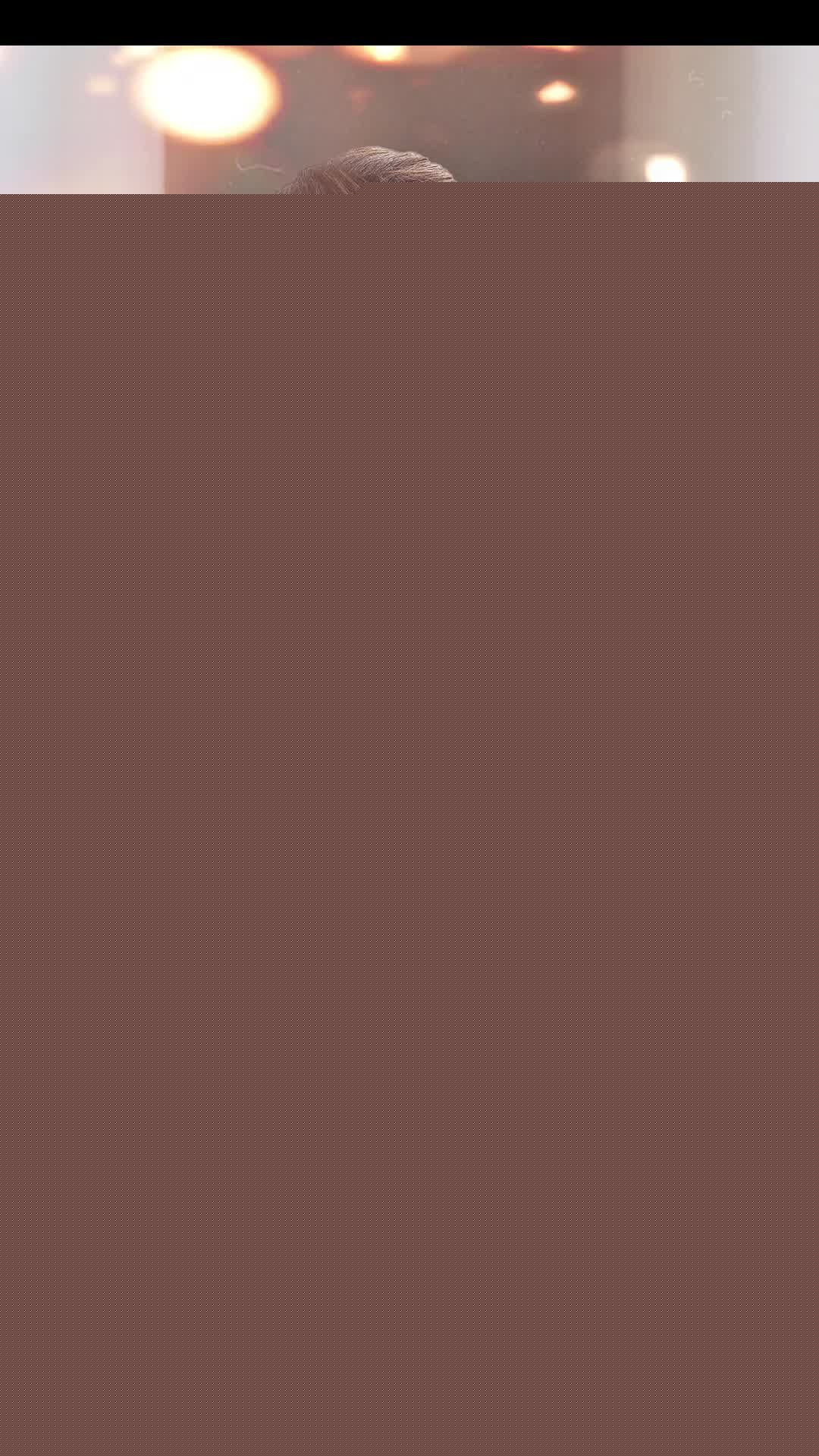 尘埃里的花朵封面图