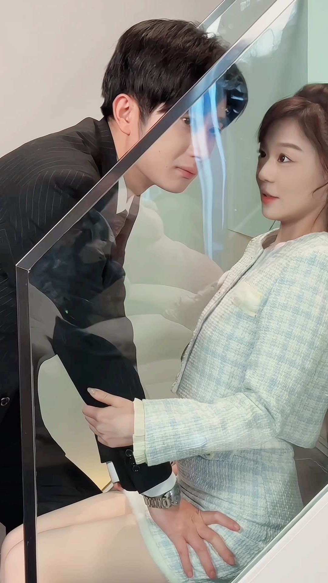 闪婚当天，我怀上了豪门继承人封面图